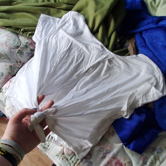 Pirates of the Caribbean crop top - Picture 2 of 2